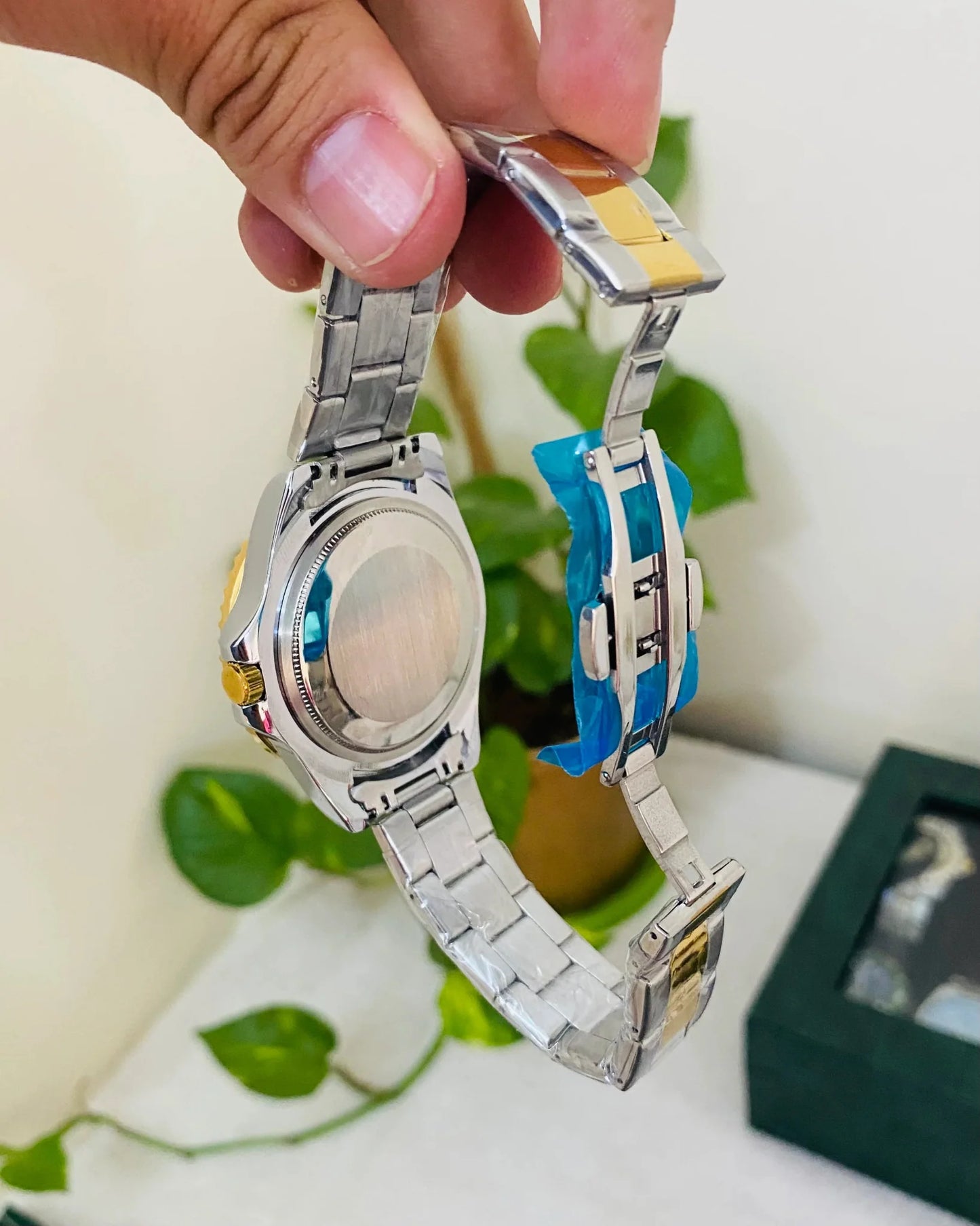 Luxury premium Quartz movement watch for men - Wristcart